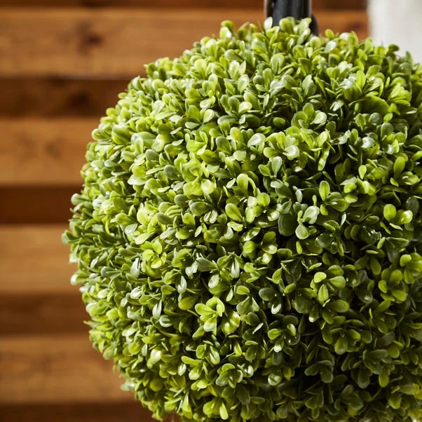 Artificial Boxwood Ball Tree In Woven Plant Pot 8 Artificial Boxwood Ball Tree In Woven Plant Pot - Image 6