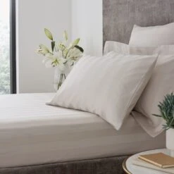 Hotel Cotton 230 Thread Count Stripe Fitted Sheet 33 Hotel Cotton 230 Thread Count Stripe Fitted Sheet -Home Luxe Studio 30927051