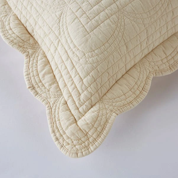 Dorma Soft Scalloped Pillowsham 8 Dorma Soft Scalloped Pillowsham - Image 6