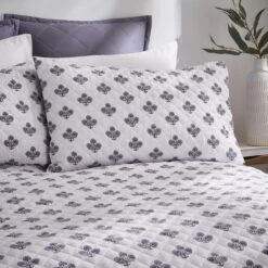 Ashwin Floral Blockprint Duvet Cover And Pillowcase Set 33 Ashwin Floral Blockprint Duvet Cover And Pillowcase Set -Home Luxe Studio 30928342 alt01