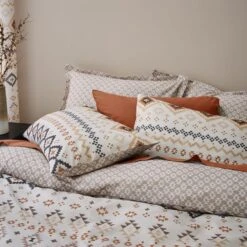 Jabari Aztec 144 Thread Count Reversible Duvet Cover & Pillowcase Set 37 Jabari Aztec 144 Thread Count Reversible Duvet Cover & Pillowcase Set -Home Luxe Studio 30929294 alt06