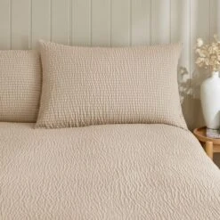 Larken Seersucker Standard Pillowcase Pair 22 Larken Seersucker Standard Pillowcase Pair -Home Luxe Studio 30929814