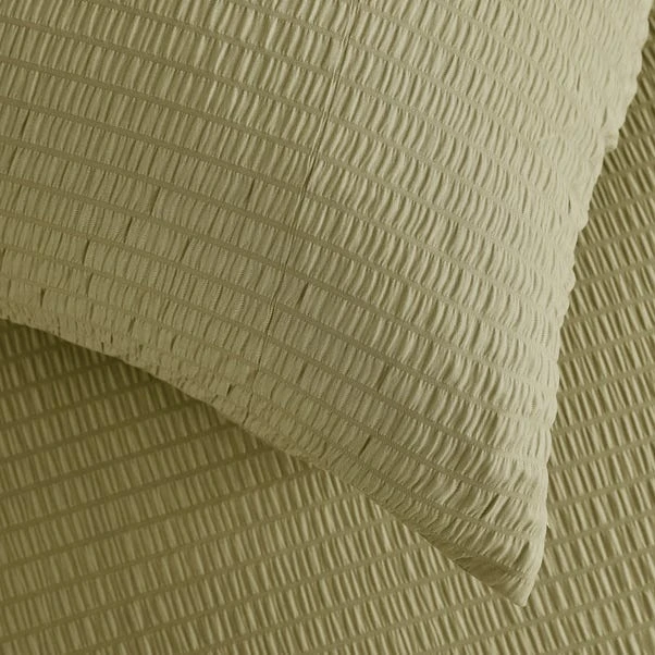 Larken Seersucker Standard Pillowcase Pair 10 Larken Seersucker Standard Pillowcase Pair - Image 8