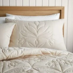 Quilted Nouveau Duvet Cover And Pillowcase Set 29 Quilted Nouveau Duvet Cover And Pillowcase Set -Home Luxe Studio 30929930 alt01