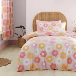 Catherine Lansfield Retro Daisy Duvet Cover And Pillowcase Set -Home Luxe Studio 30931997