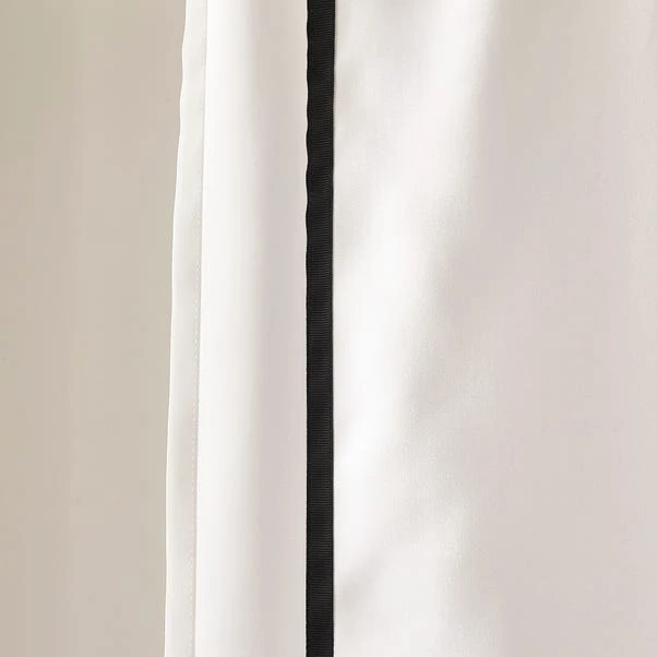 Monochrome Stitch Shower Curtain 5 Monochrome Stitch Shower Curtain - Image 3