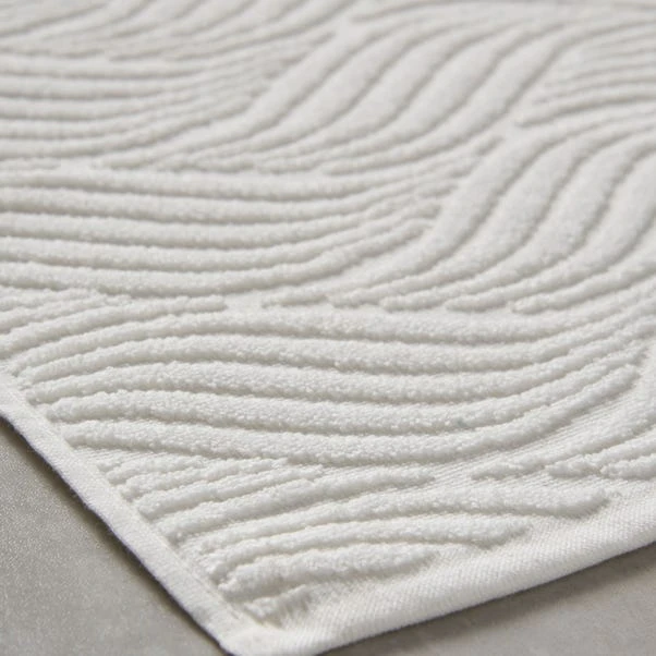 Coastal Breeze Wave Sculptured Cotton Towel 12 Coastal Breeze Wave Sculptured Cotton Towel - Image 10