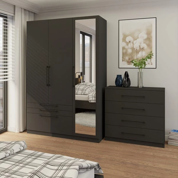 Harmony Foster Triple 3 Drawer Wardrobe 10 Harmony Foster Triple 3 Drawer Wardrobe - Image 8