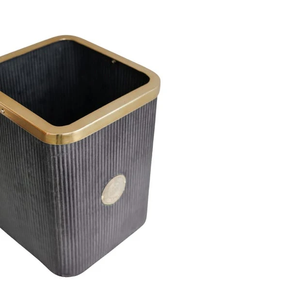 Set Of 2 Kew Outdoor Indoor Antique Lead Richmond Plant Pots 6 Set Of 2 Kew Outdoor Indoor Antique Lead Richmond Plant Pots - Image 4