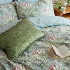William Morris Artichoke 100% Cotton Duvet Cover And Pillowcase Set 39 William Morris Artichoke 100% Cotton Duvet Cover And Pillowcase Set -Home Luxe Studio 30938975 alt01