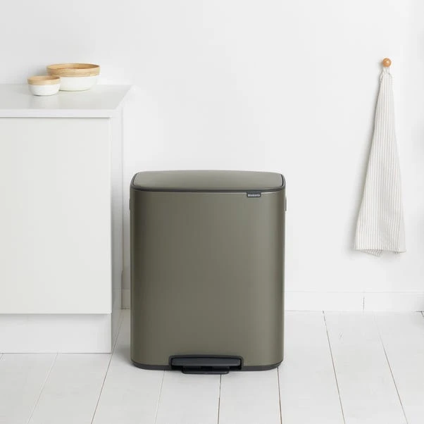 Brabantia Bo 60L Pedal Bin 3 Brabantia Bo 60L Pedal Bin