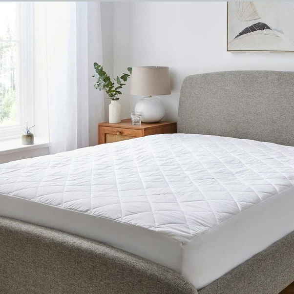 Soft Easycare Polycotton Mattress Protector 12 Soft Easycare Polycotton Mattress Protector - Image 10