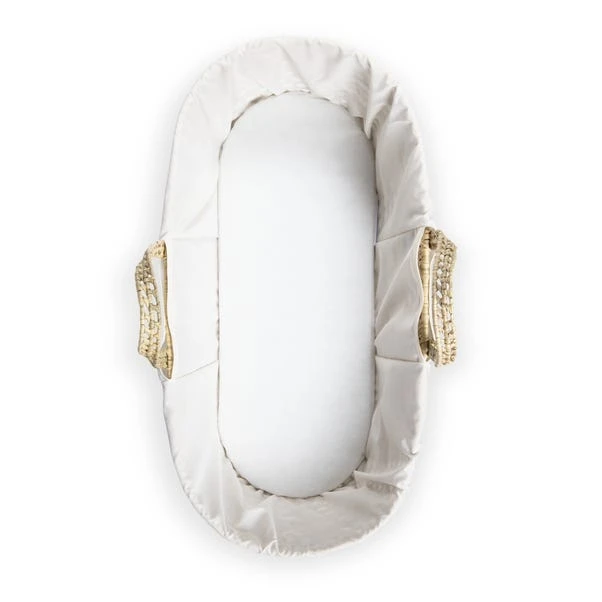 Clair De Lune White Scandi Moses Basket With Folding Stand 5 Clair De Lune White Scandi Moses Basket With Folding Stand - Image 3