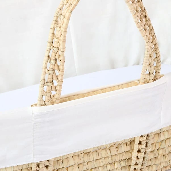 Clair De Lune White Scandi Moses Basket With Folding Stand 6 Clair De Lune White Scandi Moses Basket With Folding Stand - Image 4