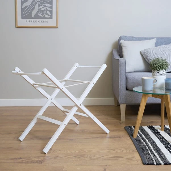 Clair De Lune White Scandi Moses Basket With Folding Stand 7 Clair De Lune White Scandi Moses Basket With Folding Stand - Image 5