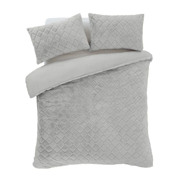 Catherine Lansfield Cosy Diamond Duvet Cover And Pillowcase Set 7 Catherine Lansfield Cosy Diamond Duvet Cover And Pillowcase Set - Image 5