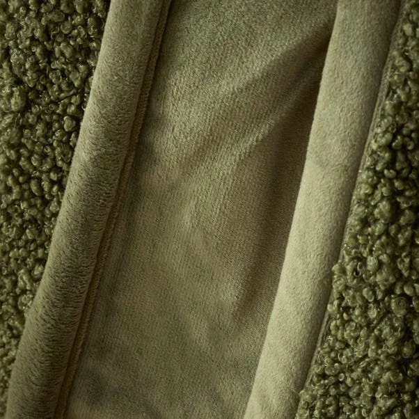 So Soft Velvet Boucle Throw 130cm X 170cm 6 So Soft Velvet Boucle Throw 130cm X 170cm - Image 4